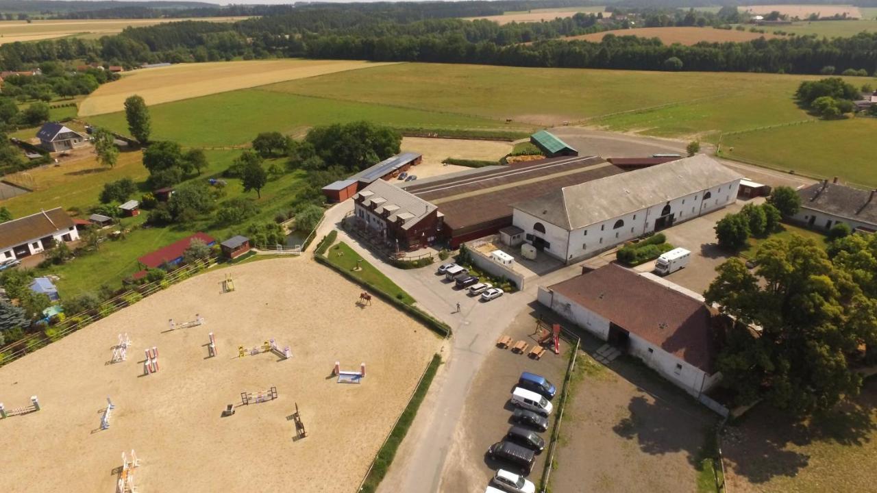 Penzion Jizdarna Sucha Litomyšl Eksteriør bilde
