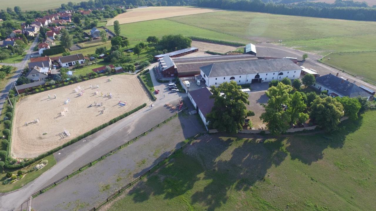 Penzion Jizdarna Sucha Litomyšl Eksteriør bilde